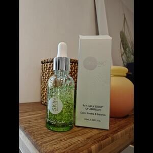 New in Box SKININC My Daily Dose of Armour Skin Protector